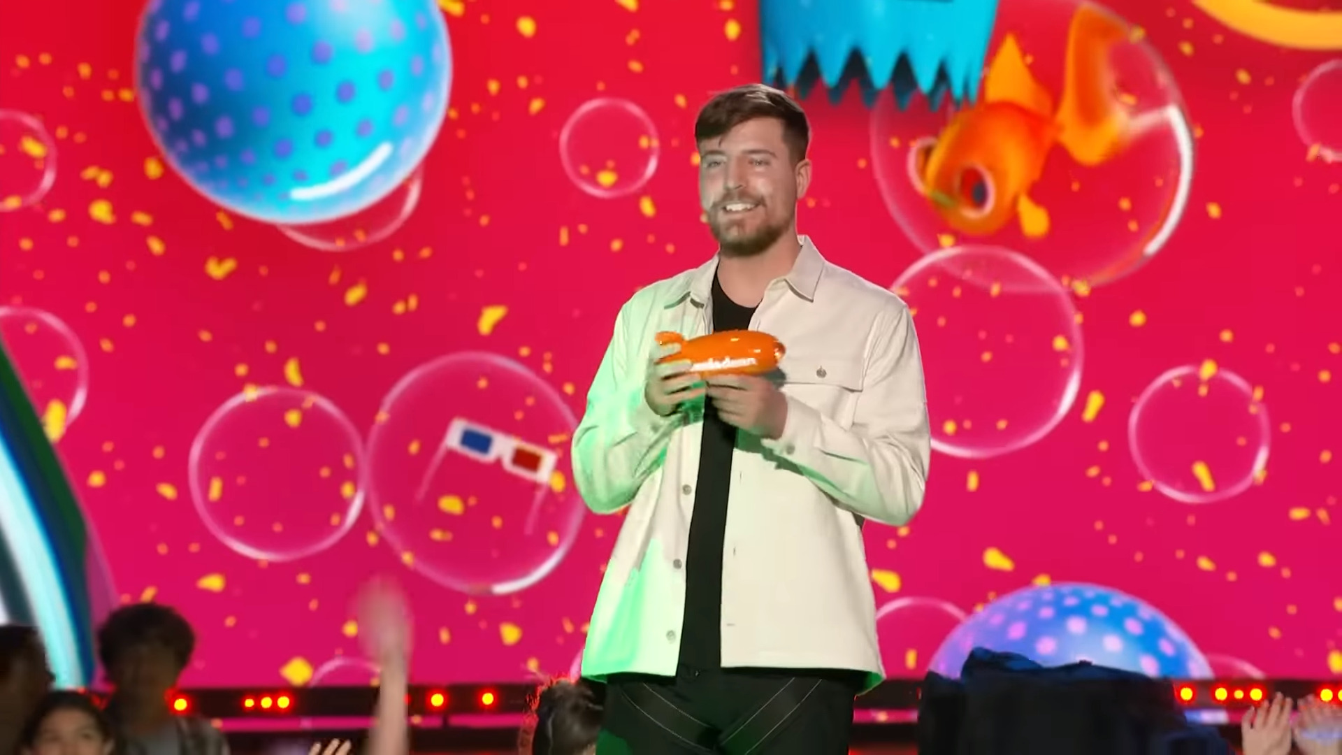 MrBeast chega aos 500 milhões no YouTube e continua a dizer que é “pobre”