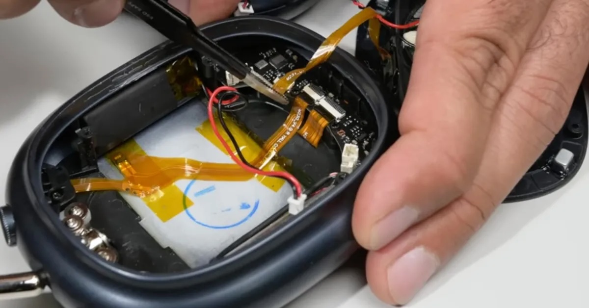 iFixit desmonta clones do Apple Watch Ultra 3 e novos AirPods
