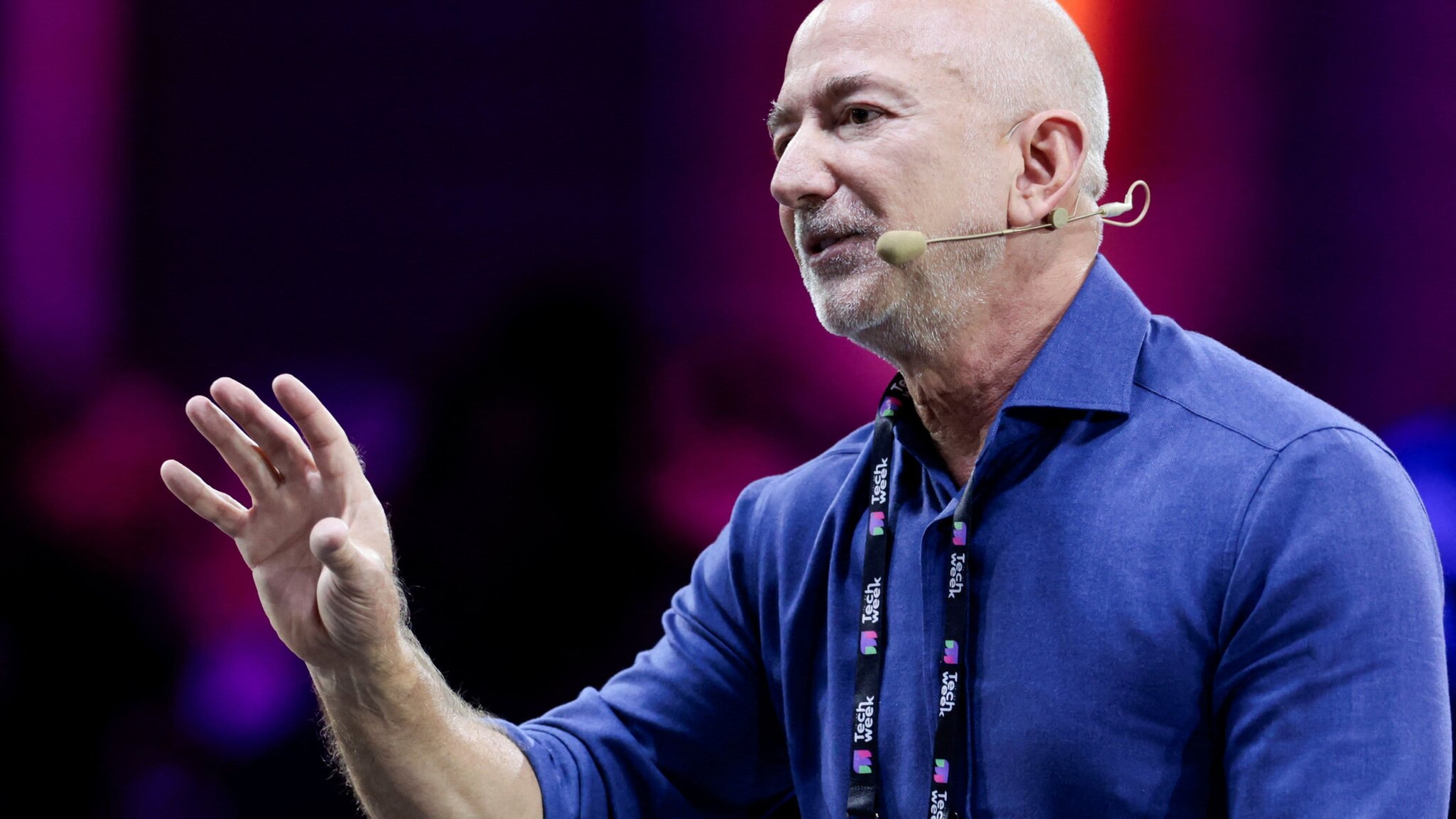 Jeff Bezos aposta meio milhar de milhões na IA à escala do cérebro