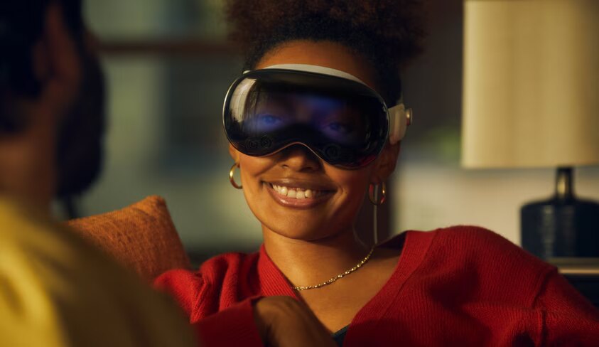 OpenAI rouba o chefe do Apple Vision Pro para liderar hardware