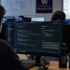 Professores de programação rendem-se à IA, mas mudam a regra do jogo