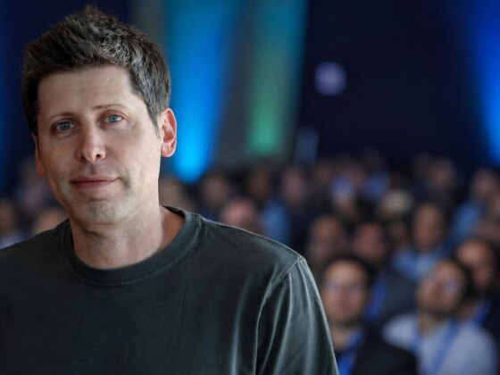 Sam Altman volta a falar de singularidade e mete 2026 no calendário