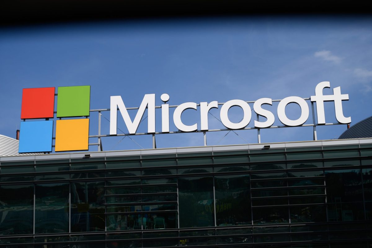 Microsoft cria empresa para instalar IA nas grandes organizações
