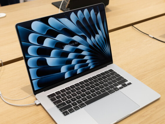 Porque é que o MacBook Air vive bem sem ventoinha desde o M1
