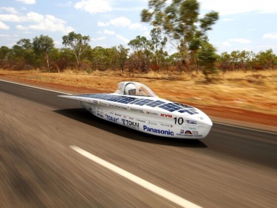 Corrida de 1.000 km onde o único combustível é o Sol