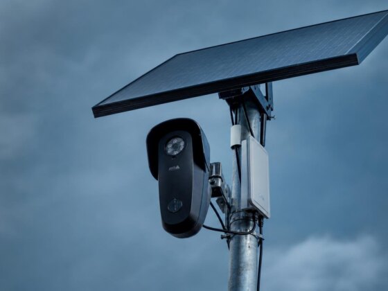 Nova vigilância liga o teu telemóvel à matrícula do carro