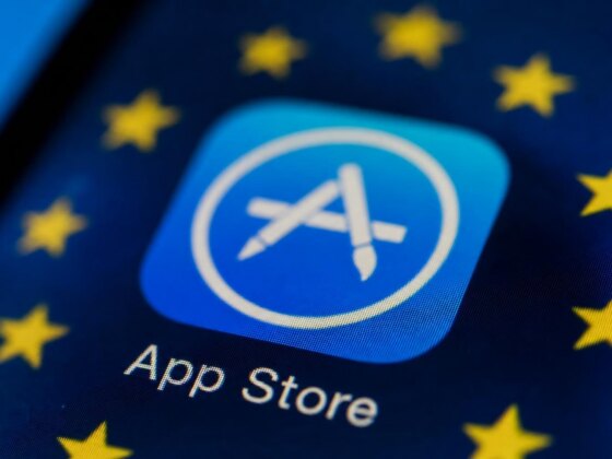 Apple aperta o cabo mas larga a taxa fixa na App Store UE
