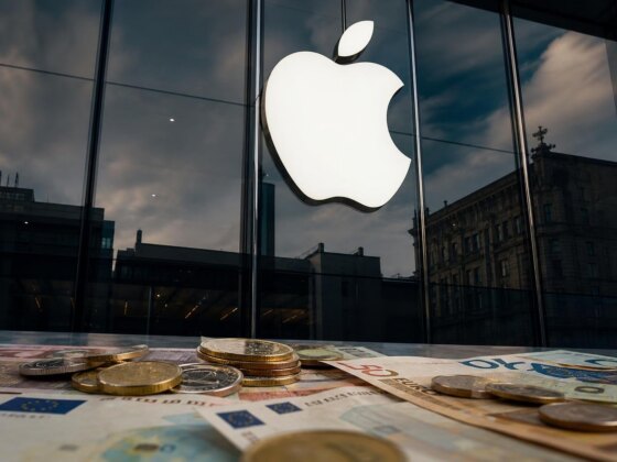 Apple paga 17 mil milhões à Irlanda após derrota fiscal na UE