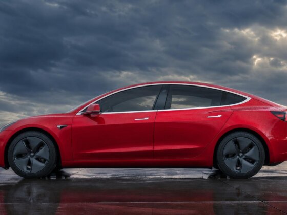 China força maior recall da Tesla por causa dos puxadores das portas