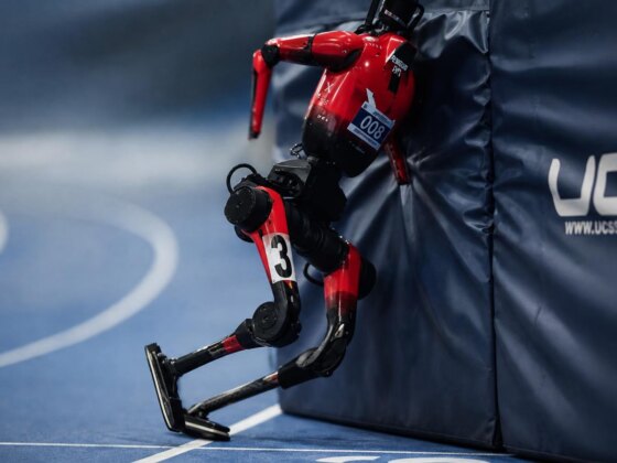 Robôs humanoides já correm os 100 metros mais rápido que Bolt