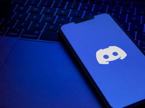 Brasil processa Discord em 97 milhões e exige presença física no país