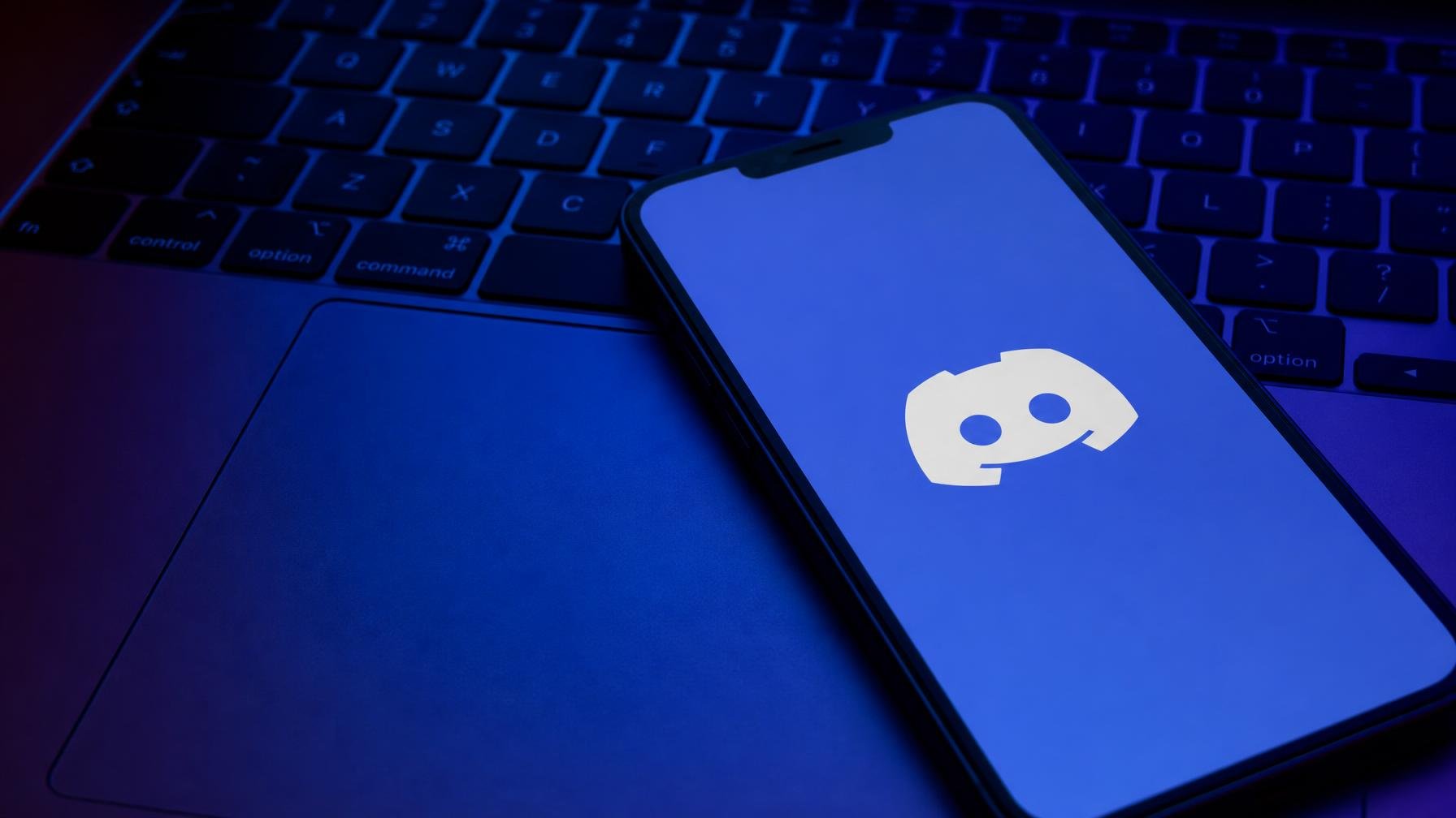 Brasil processa Discord em 97 milhões e exige presença física no país