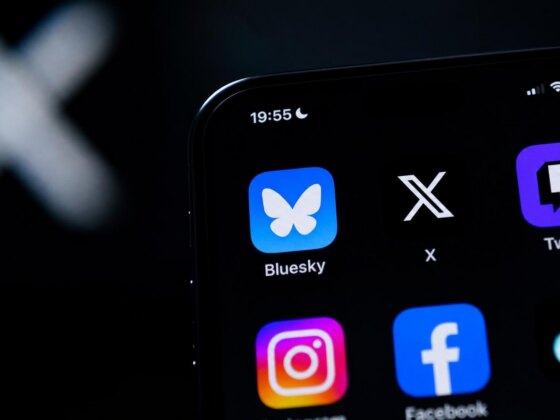 X diz ter travado bot farm chinesa contra centros de dados de IA