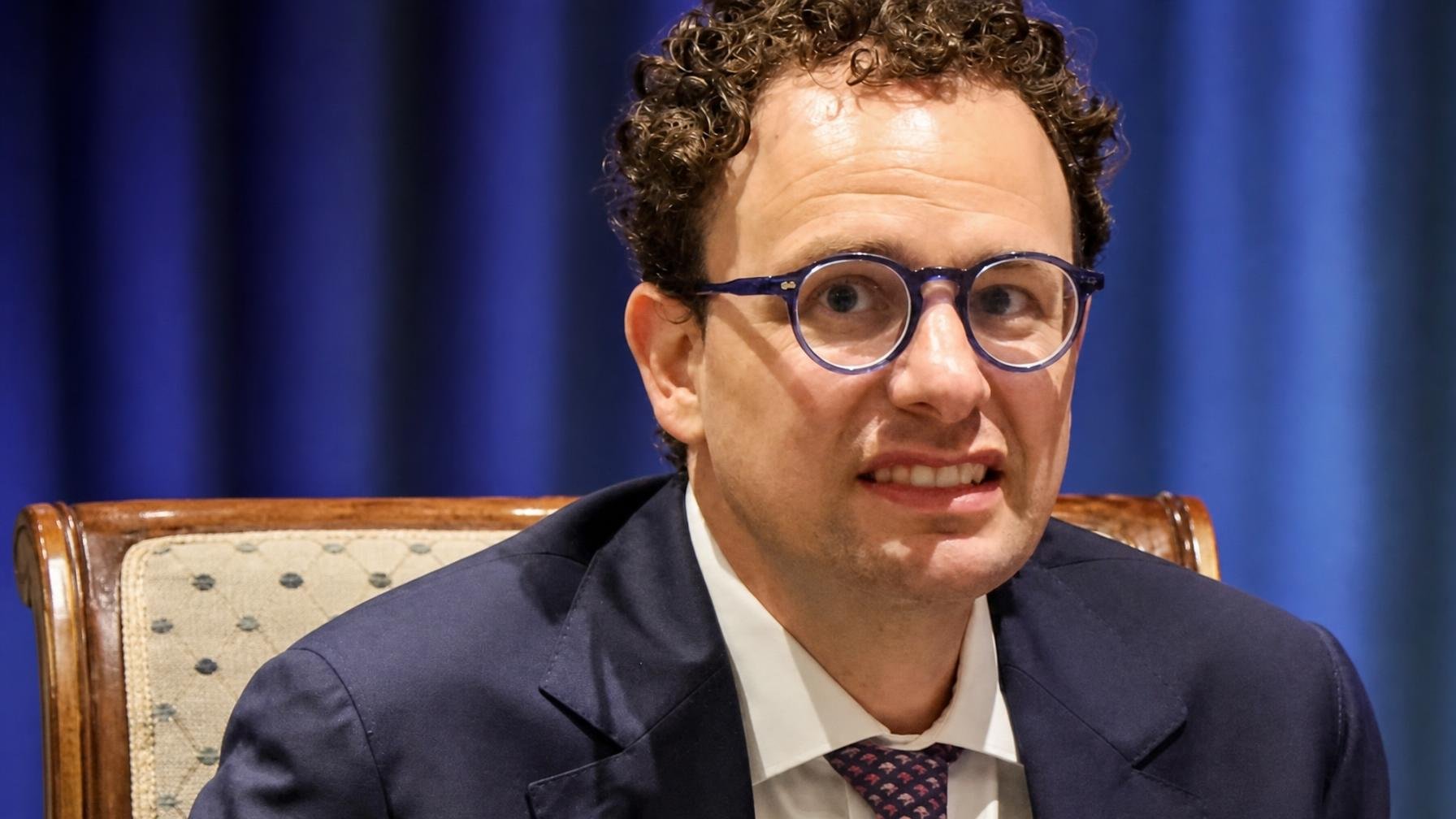 Sony e Warner processam Anthropic por alegado roubo massivo de letras
