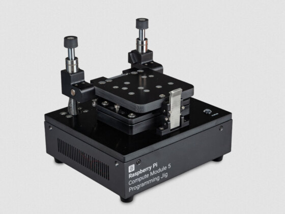 Raspberry Pi lança jig de 600 dólares para programar CM5 em série