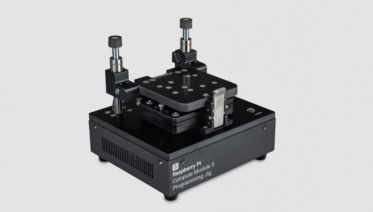 Raspberry Pi lança jig de 600 dólares para programar CM5 em série