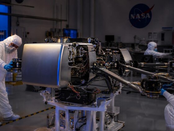 Dragonfly: o helicóptero da NASA para Titã ganha cablagem e morada
