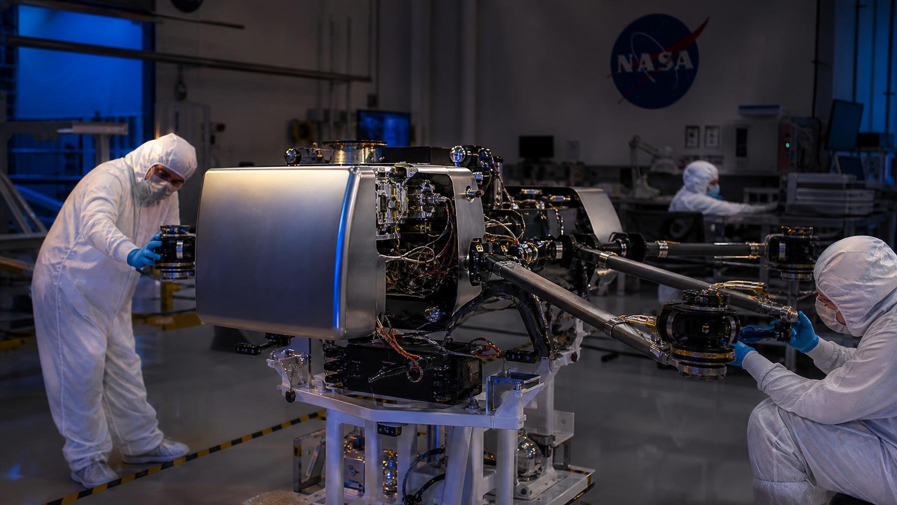 Dragonfly: o helicóptero da NASA para Titã ganha cablagem e morada