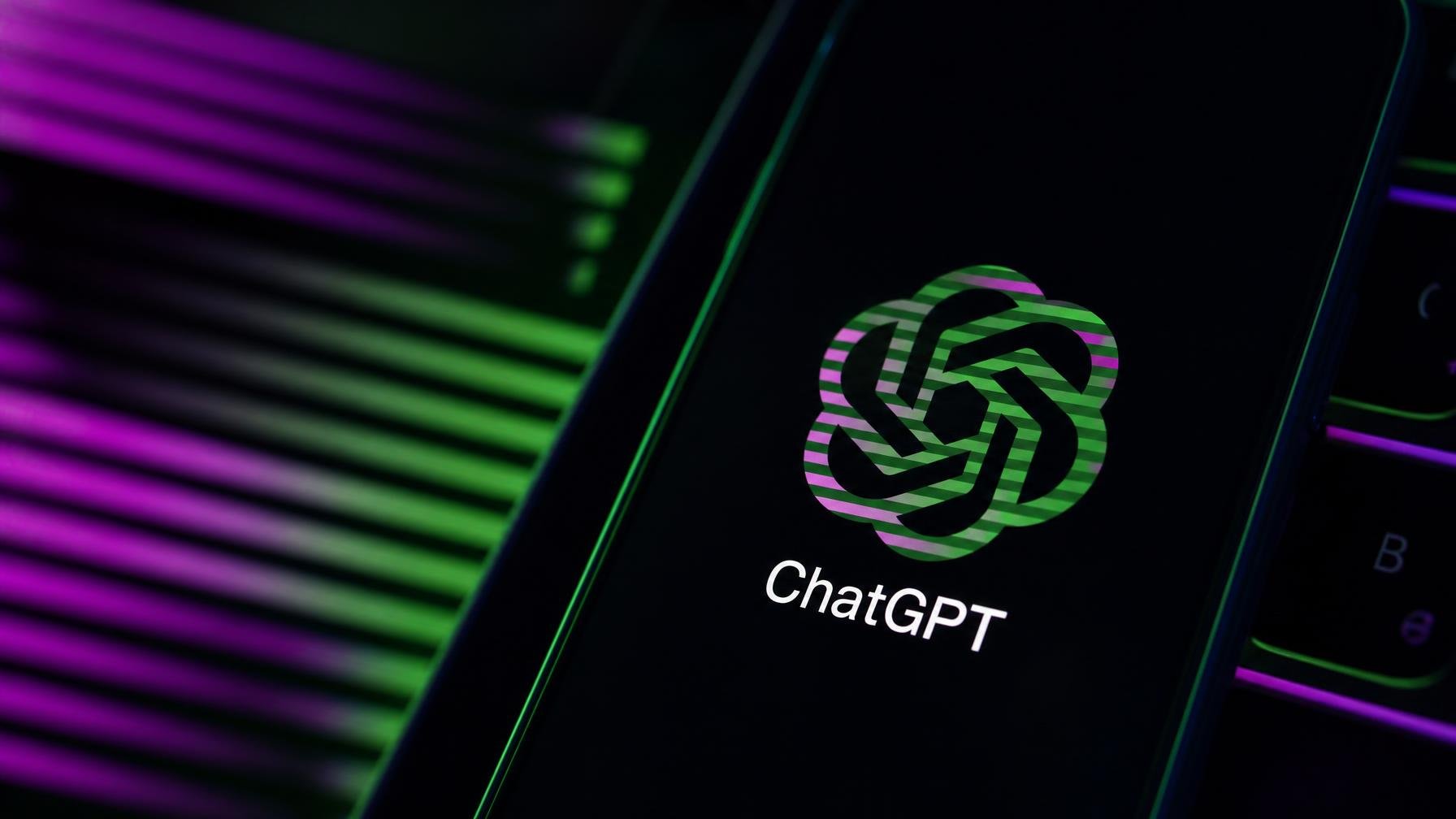OpenAI liga o GPT-6 Astra aos planos topo, mas corta nas mensagens