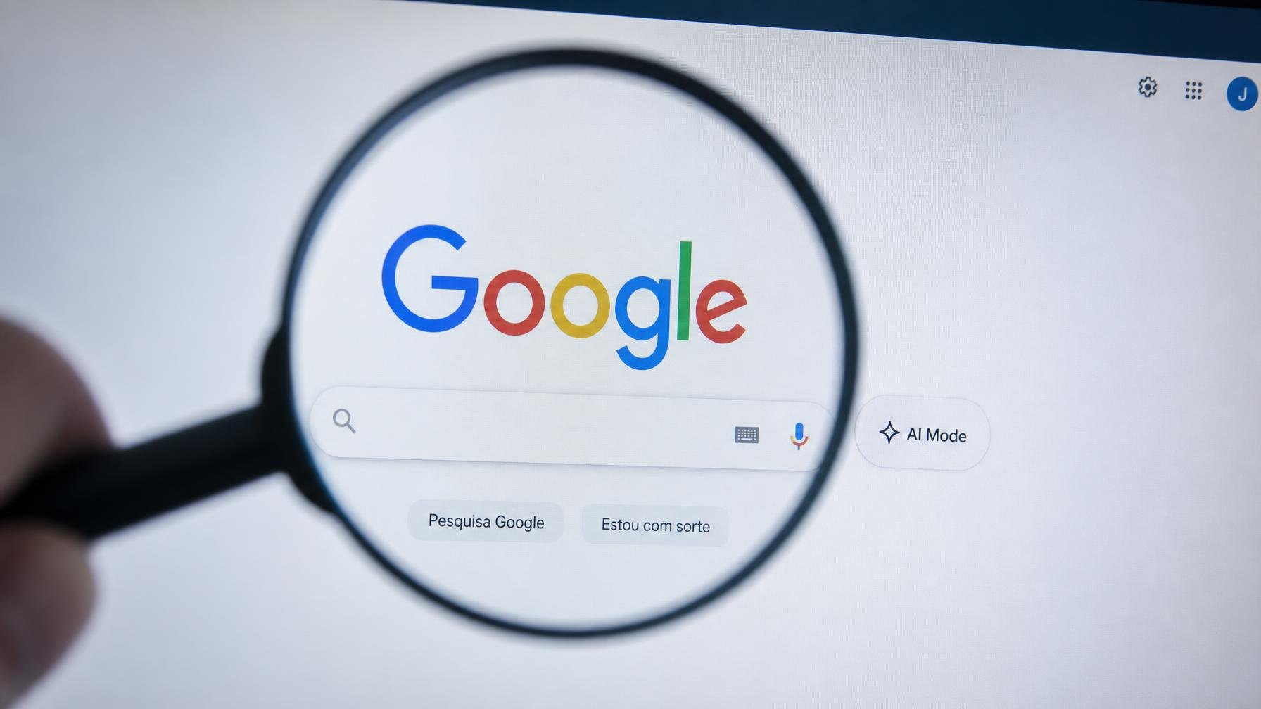Google diz que piorou a pesquisa na Europa. Bruxelas leva o crédito