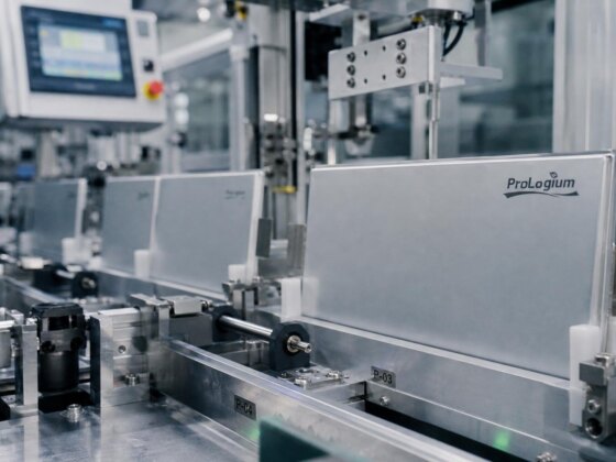 Baterias de estado sólido entram em produção, mas a Europa continua à espera