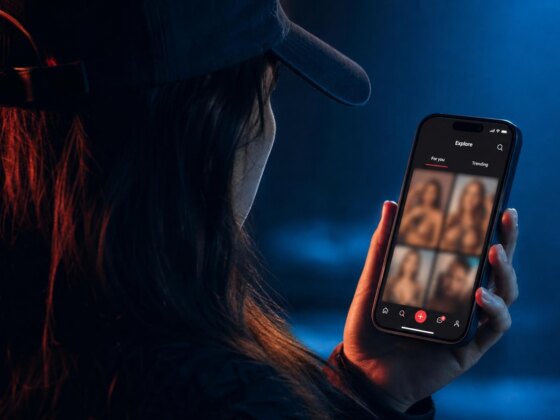 Homem condenado a 15 anos por extorquir mulheres com pornografia IA