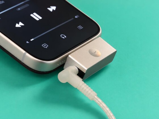 Um DAC USB-C devolve a ficha de 3,5 mm ao teu telemóvel