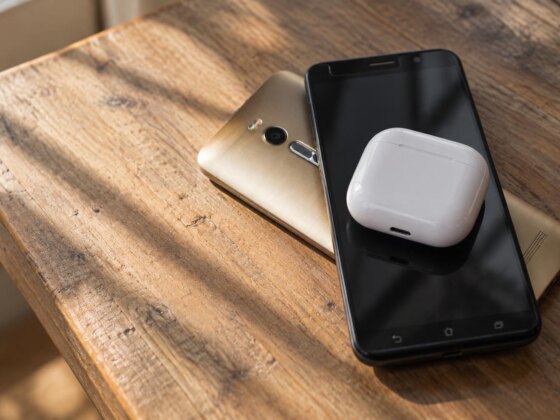 Como usar o Wireless PowerShare num Samsung Galaxy em minutos